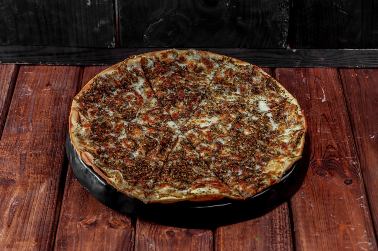 Fodflix - Product Image - مناقيش جبن وزعتر. ‏Manaqeesh with Cheese and Zaatar