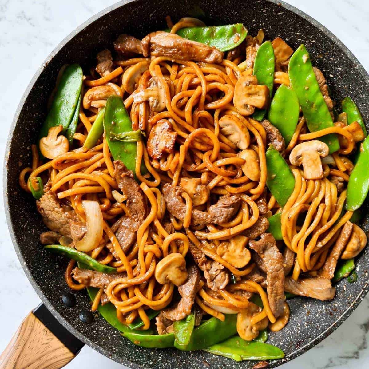 Fodflix - Product Image - Fried Beef Noodles - معكرونة مقلية بالحم البقري