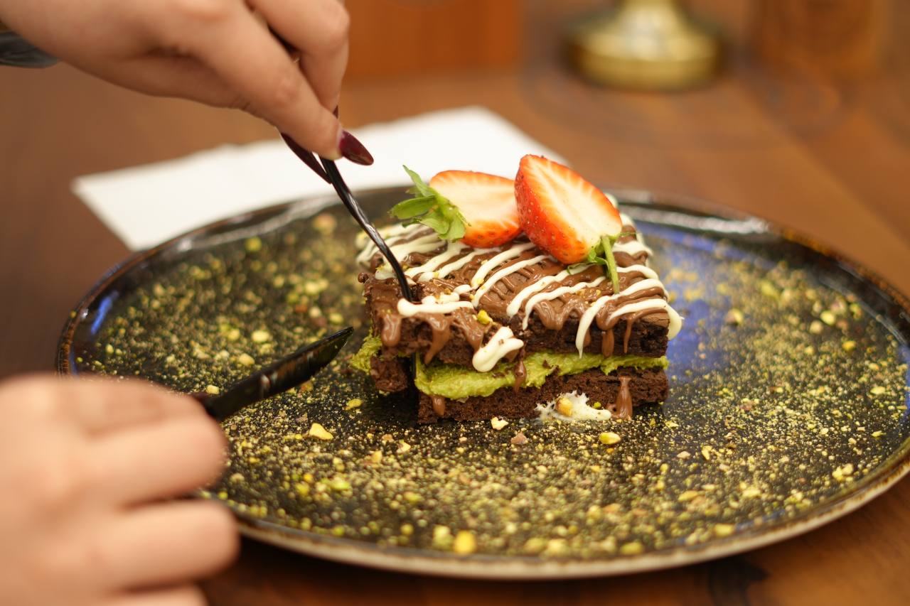 Fodflix - Product Image - براوني دبي