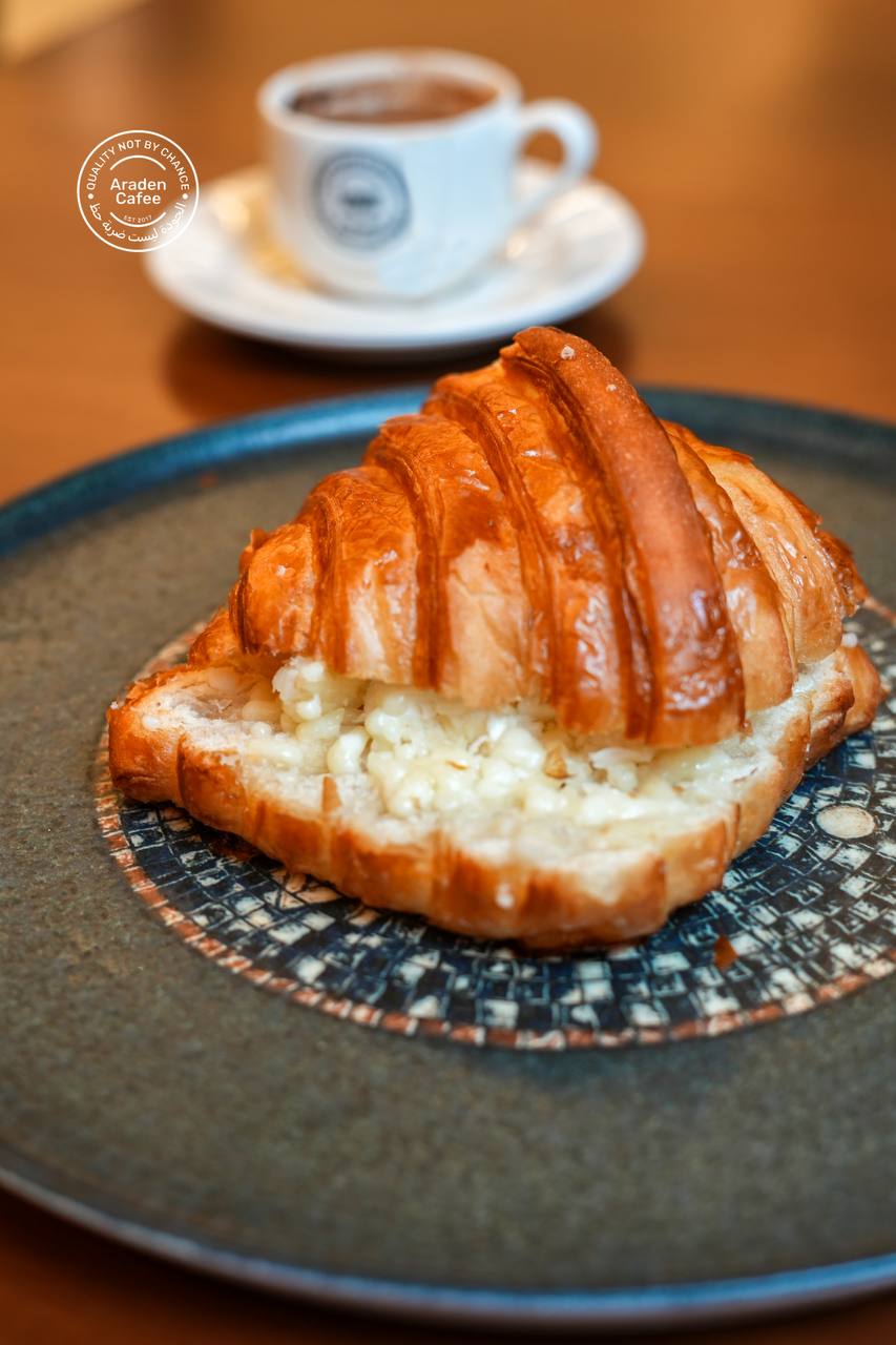 Fodflix - Product Image - كرواسون بلجبن